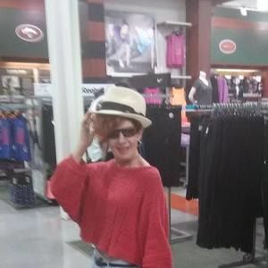 Meet your Posher, Gail